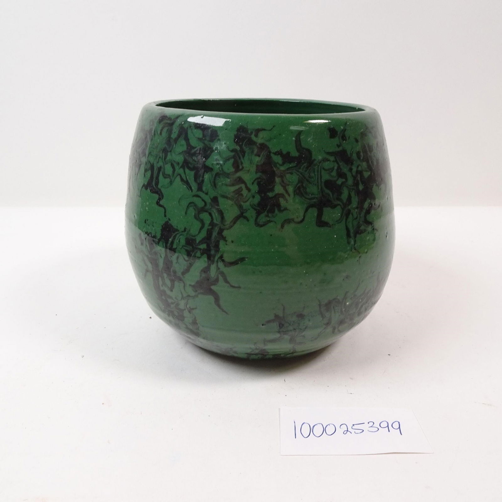 Green with Black Accets Vase/ Pot (1 of 5)