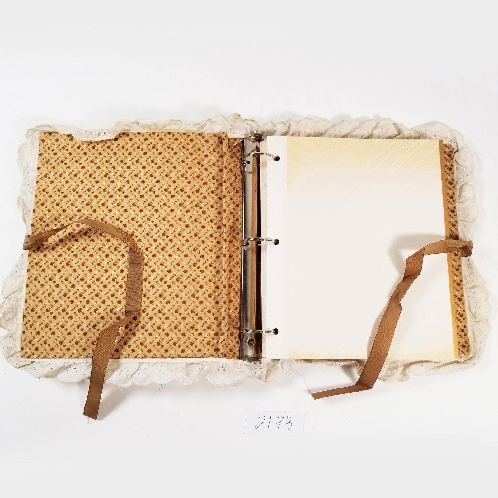 Vintage Fabric Quilted Photo Album: Vintage Fabric Quilted Photo Album - Sold as-is, condition varies. See photos for details.