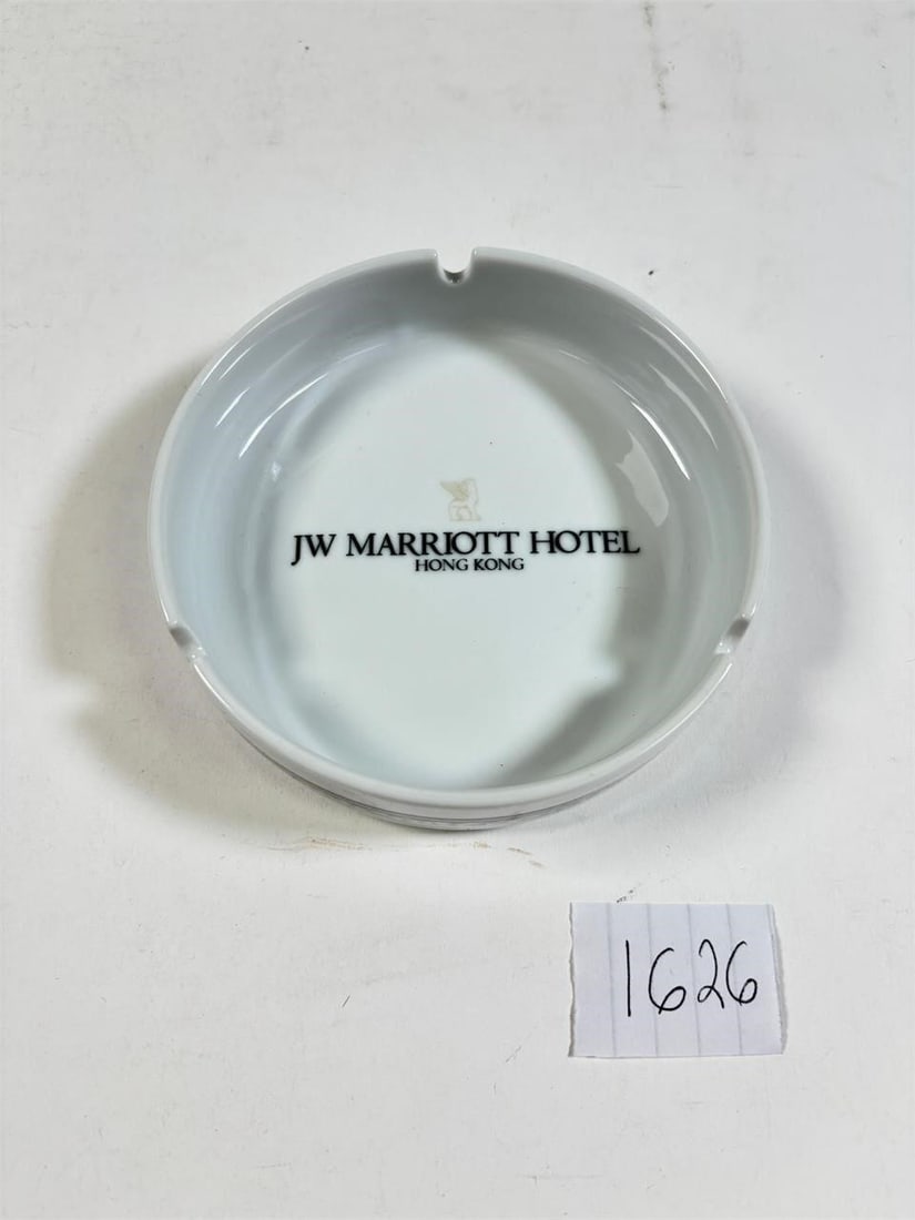 Collectible Vintage JW Marriott Hotel Hong Kong...: Ashtray Rego. Collectible JW Marriott Hotel Hong Kong AshtrayCharming collectible ashtray from the JW Marriott Hotel Hong Kong. A stylish piece for collectors of hotel memorabilia. Please review photo