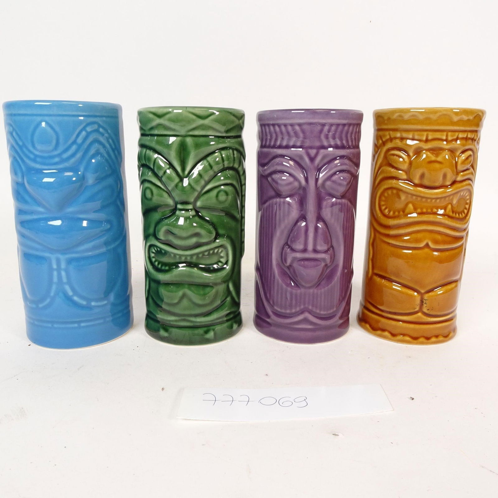 Set of 4 Vintage Tiki Mugs (1 of 5)