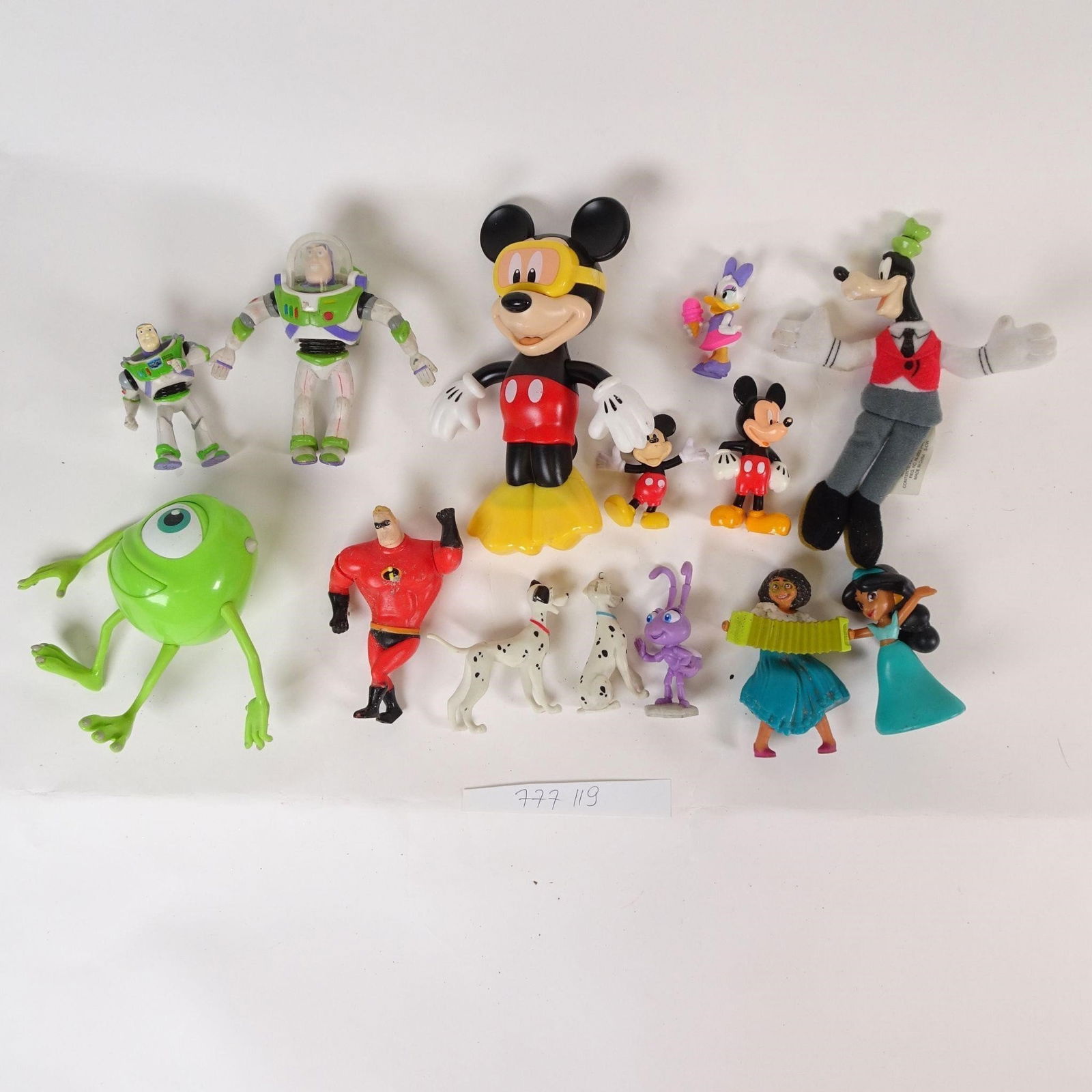 Disney Pixar Figure Lot (1 of 5)