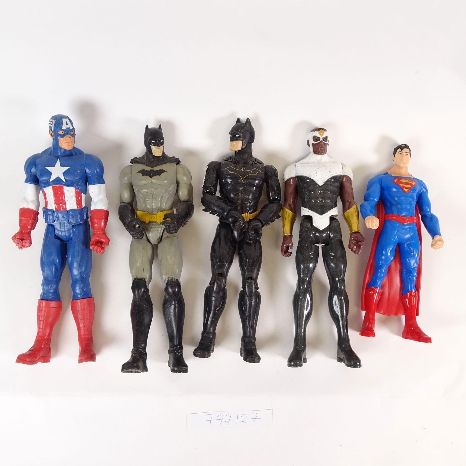DC Comics Action Figures Lot (1 of 7)