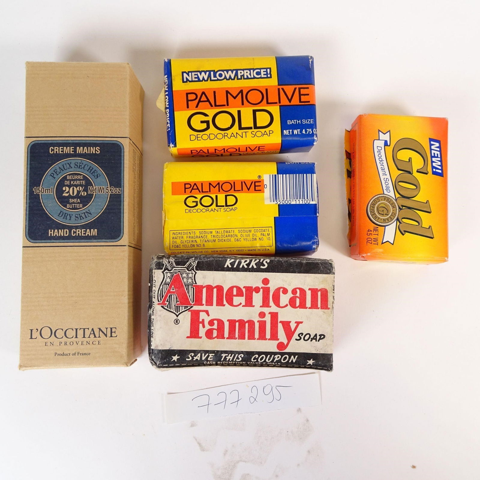 Vintage Soap and Hand Cream: Charming set of 4 vintage soaps paired with 1 vintage hand cream, all preserved in classic retro style. Ideal for collectors of vintage toiletries or decorative vanity displays. A lovely snapshot of o