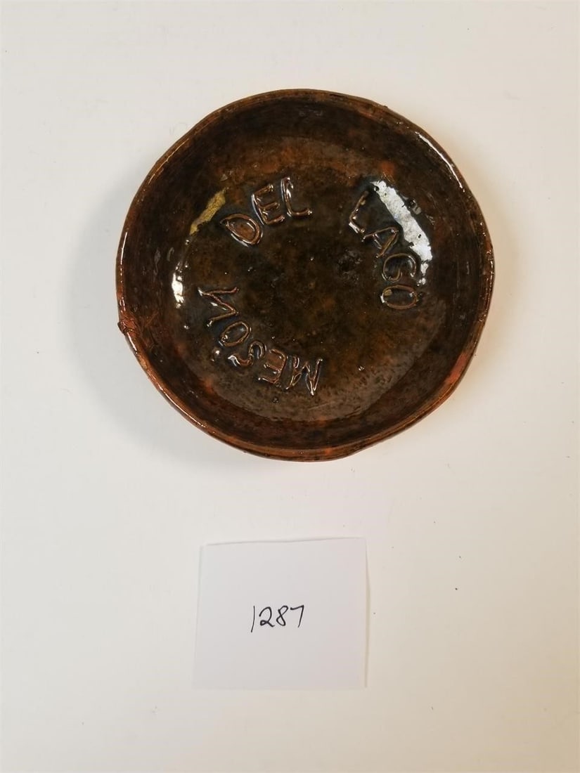 Vintage Ceramic Trinket Dish / Ashtray: Vintage Ceramic Trinket Dish / Ashtray â?? Stylish and versatile collectible piece. Condition varies; please refer to photos for details