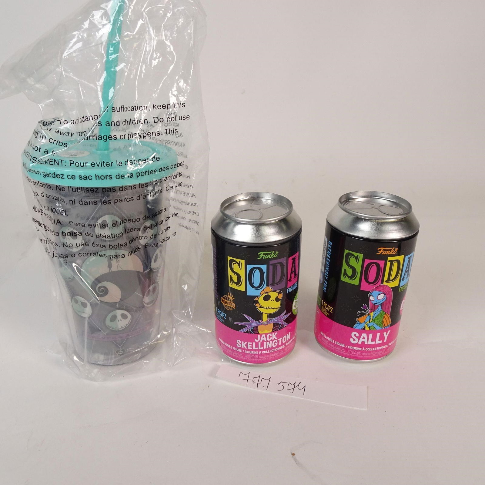 3-Piece Lot: Collector's 3-piece set inspired by Tim Burton's The Nightmare Before Christmas. Perfect for Disney fans, Halloween lovers, and Funko collectors. Condition: New / very good, exactly as shown in