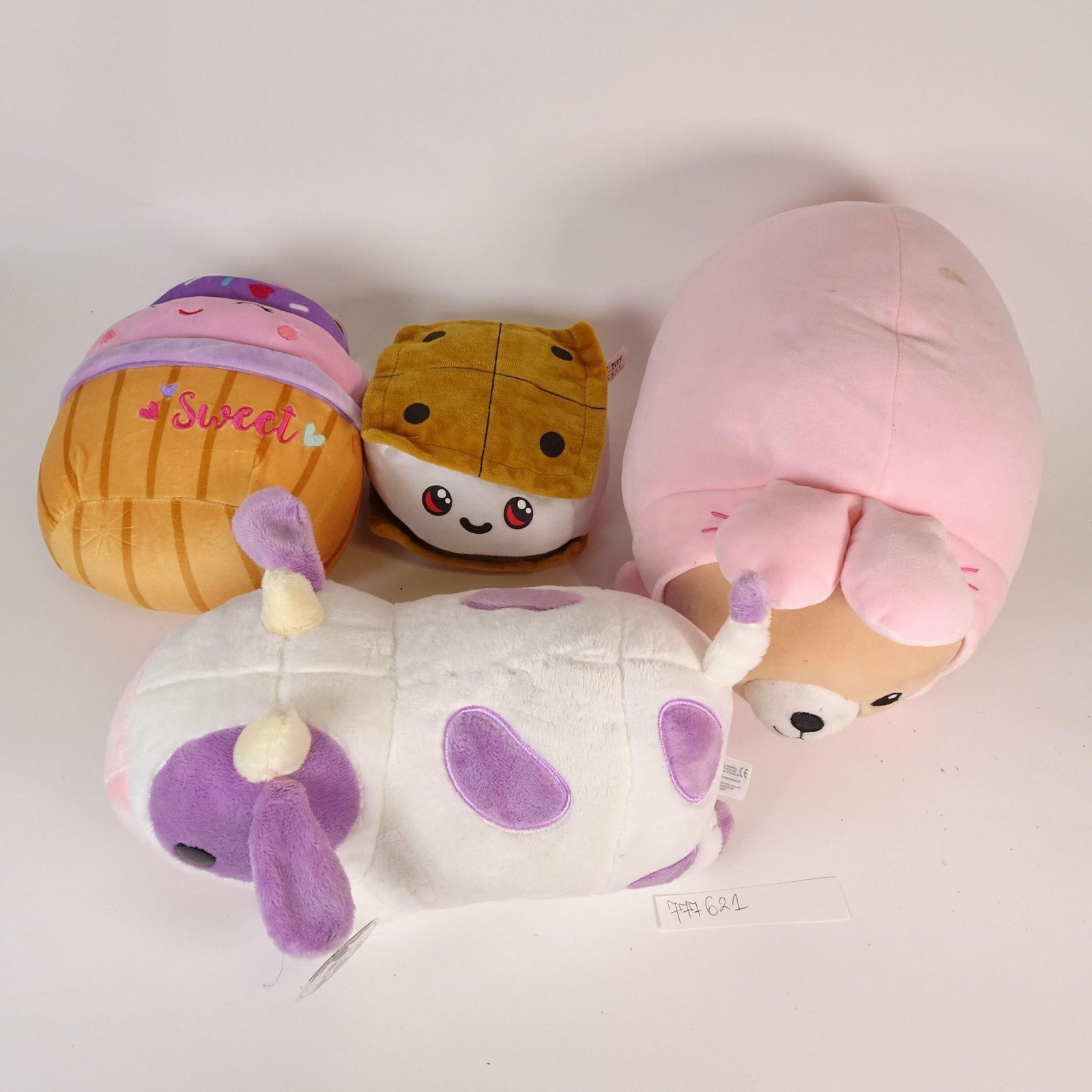 Kawaii Plush Toy Lot: Adorable kawaii plush toy lot featuring soft pastel colors, sweet dessert designs, and cute animal characters. A charming bundle perfect for kids, collectors, gifts, or cozy room d?©cor. Great for nu
