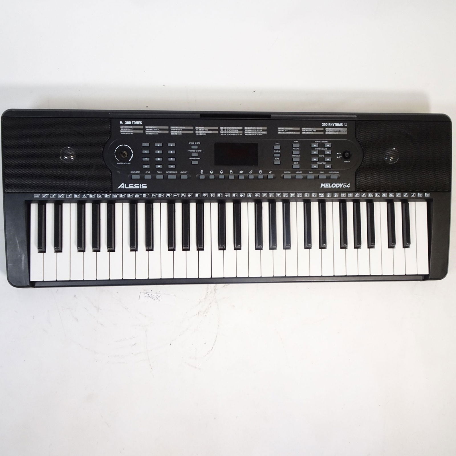 Alesis Melody 54: The Alesis Melody 54 is a portable 54-key keyboard designed for beginners, students, and home practice. The keyboard is in very good condition, fully functional, clean, and well maintained. Perfect