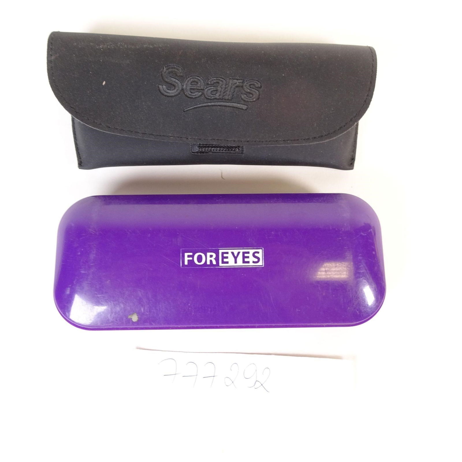 Lot of 2 Vintage Eyeglasses with Case (1 of 8)