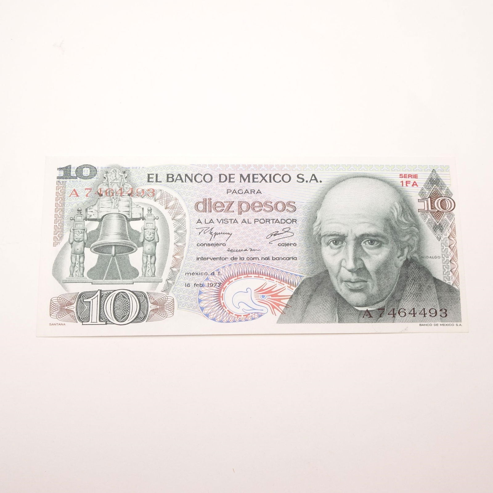 Mexico - 10 Pesos, 1969-1977: This 10 Pesos banknote from Mexico, issued 1969-1977, is a significant piece from a period of national economic growth. It features Benito JuÃ¡rez, a pivotal figure in Mexican history, and the