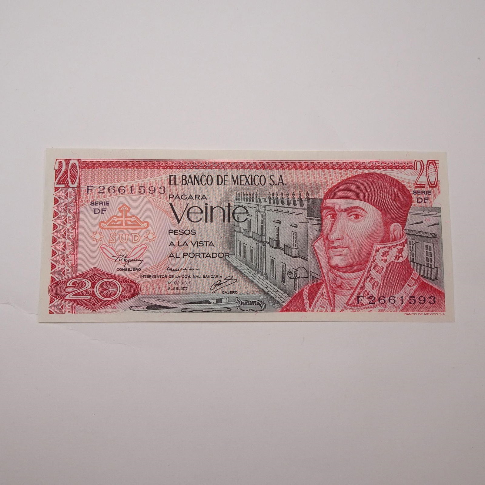 Mexico - 20 Pesos, 1972-1977: This 20 Pesos banknote from Mexico, issued 1972-1977, is a significant piece from a period of economic expansion. It features JosÃ© MarÃ­a Morelos, a key figure in Mexico's War of Independence,