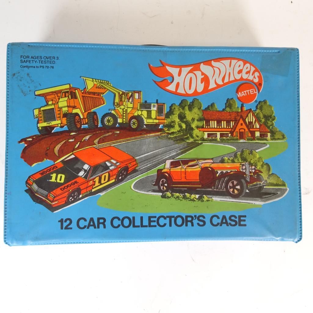 Vintage 1980 Hot Wheels Mattel 12 Car Collector?s Case No.4975: This is an original vintage Hot Wheels Mattel 12 Car Collector?s Case, model No. 4975, manufactured in 1980. The case is made of the classic blue vinyl with original Hot Wheels artwork and