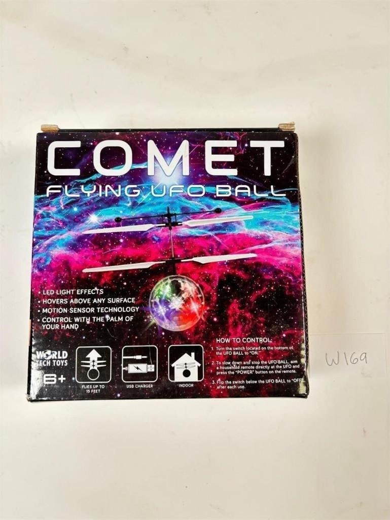 World Tech Toys Comet Flying UFO Ball: World Tech Toys Comet Flying UFO Ball - Sold as-is, condition varies. See photos for details.