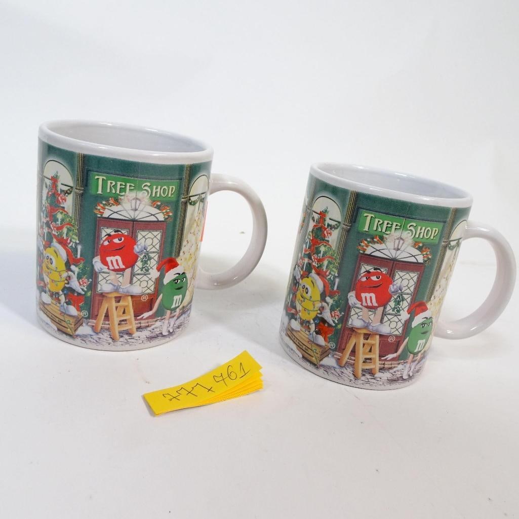 Holiday Collectible Cups (1 of 4)