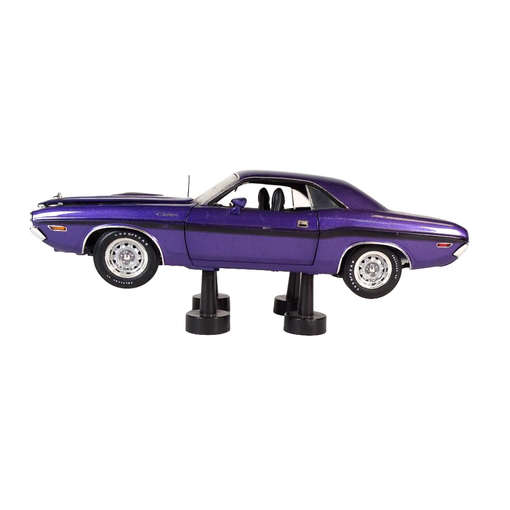 Vintage 1970 Dodge Challenger R/T 1:18 Diecast Model (1 of 6)