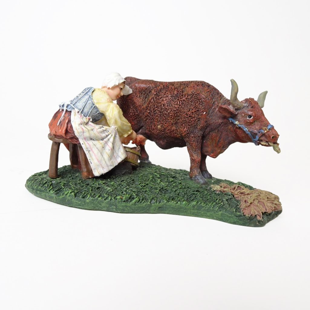 Colonial Williamsburg – “Dairymaid Milking?? (1997) w/ Original Box (1 of 14)