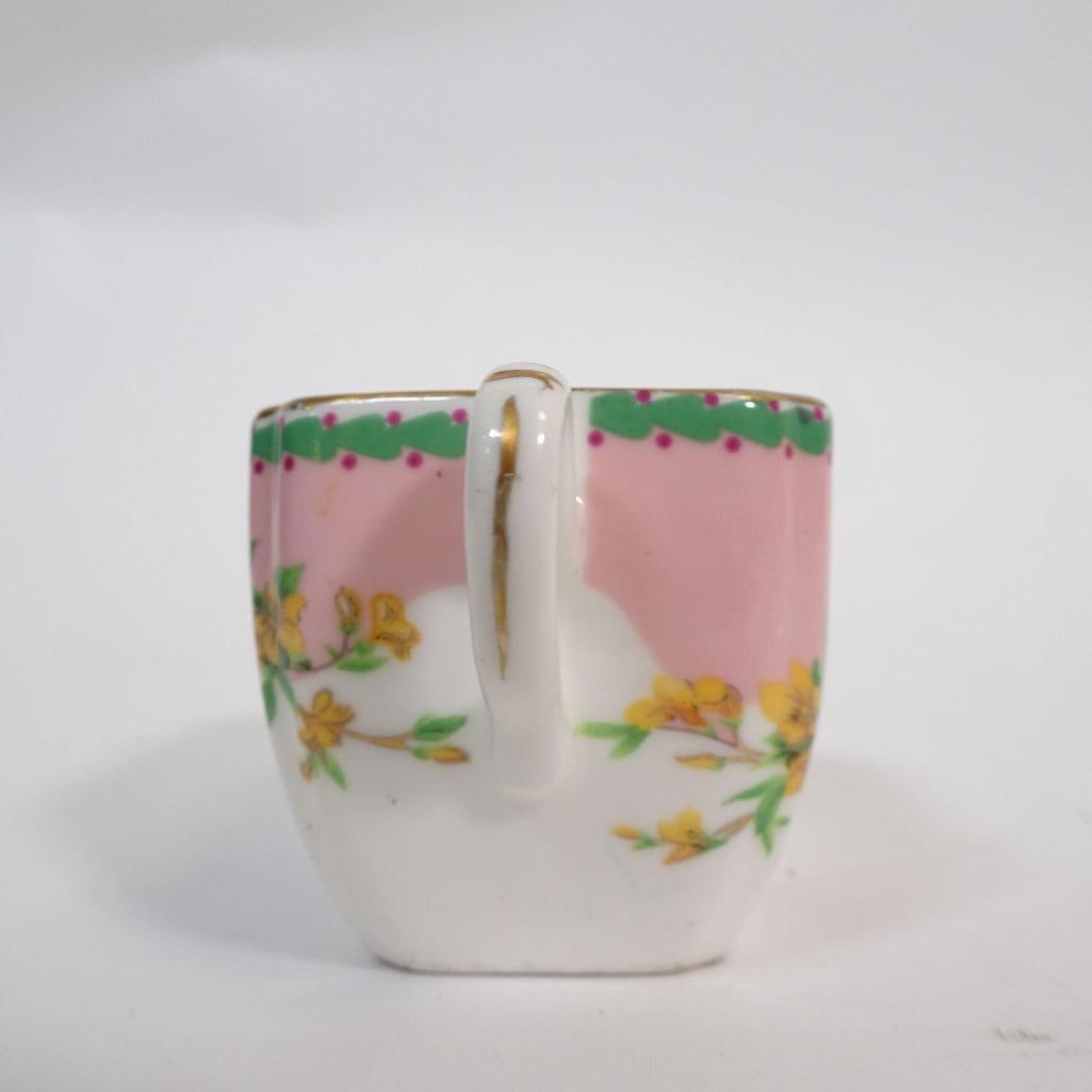 Decorative Ceramic Bundle - 9