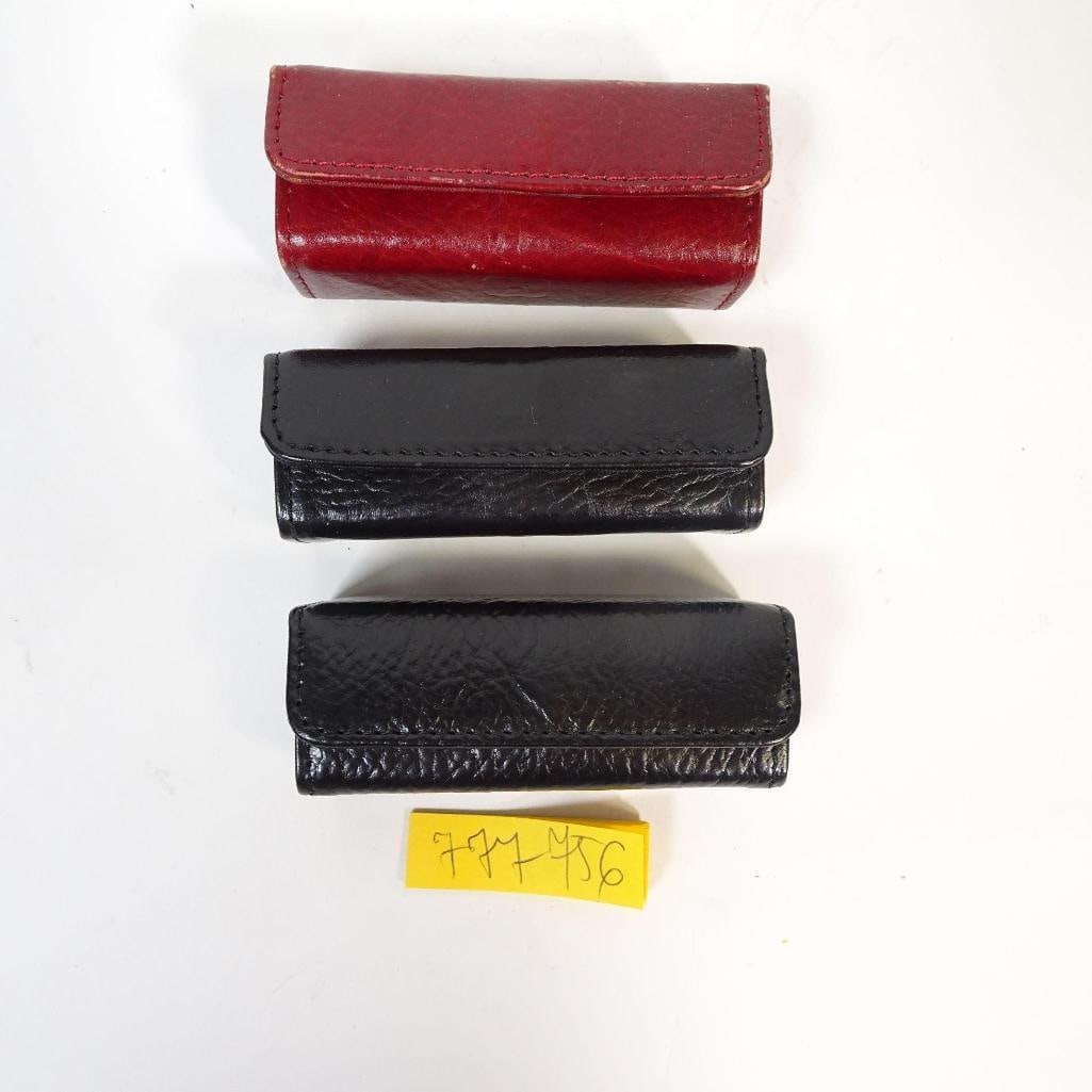 Wilsons Leather Genuine Leather Case: Vintage Wilsons Leather case crafted from genuine Italian leather. Classic snap-closure design with soft interior lining. Compact, elegant, and ideal for everyday use or as a collectible leather