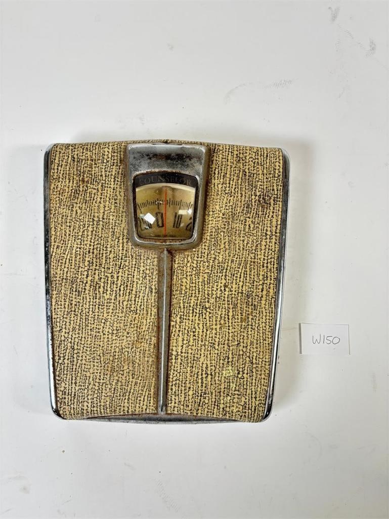 Vintage "Counselor" Floor Scale ? Industrial...: Cast Iron Chrome ? Retro Bathroom Decor. Vintage Counselor Floor Scale Industrial Cast Iron Chrome Retro Bathroom Decor