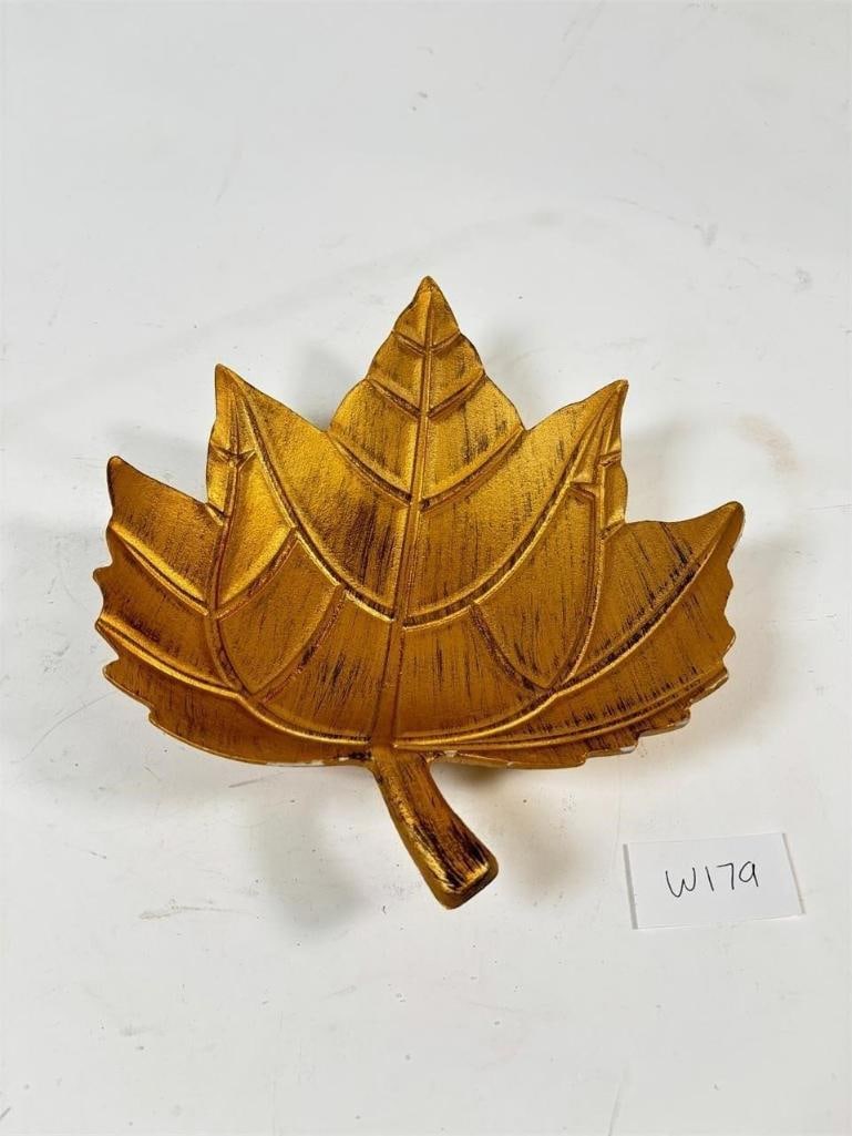Zest Garden Maple Leaf Decorative Wooden...: Plate/Bowl. Zest Garden Maple Leaf Decorative Plate -Sold as-is, condition varies. See photos for details.