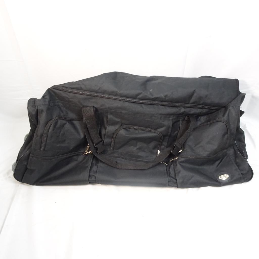 Rockland Large Rolling Duffel Bag Black Travel Luggage Wheeled: Rockland Large Rolling Duffel Bag in black, pre-owned condition. A spacious and practical travel bag with wheels, perfect for road trips, flights, storage, or weekend travel. ? Condition: Pre-owned Sh