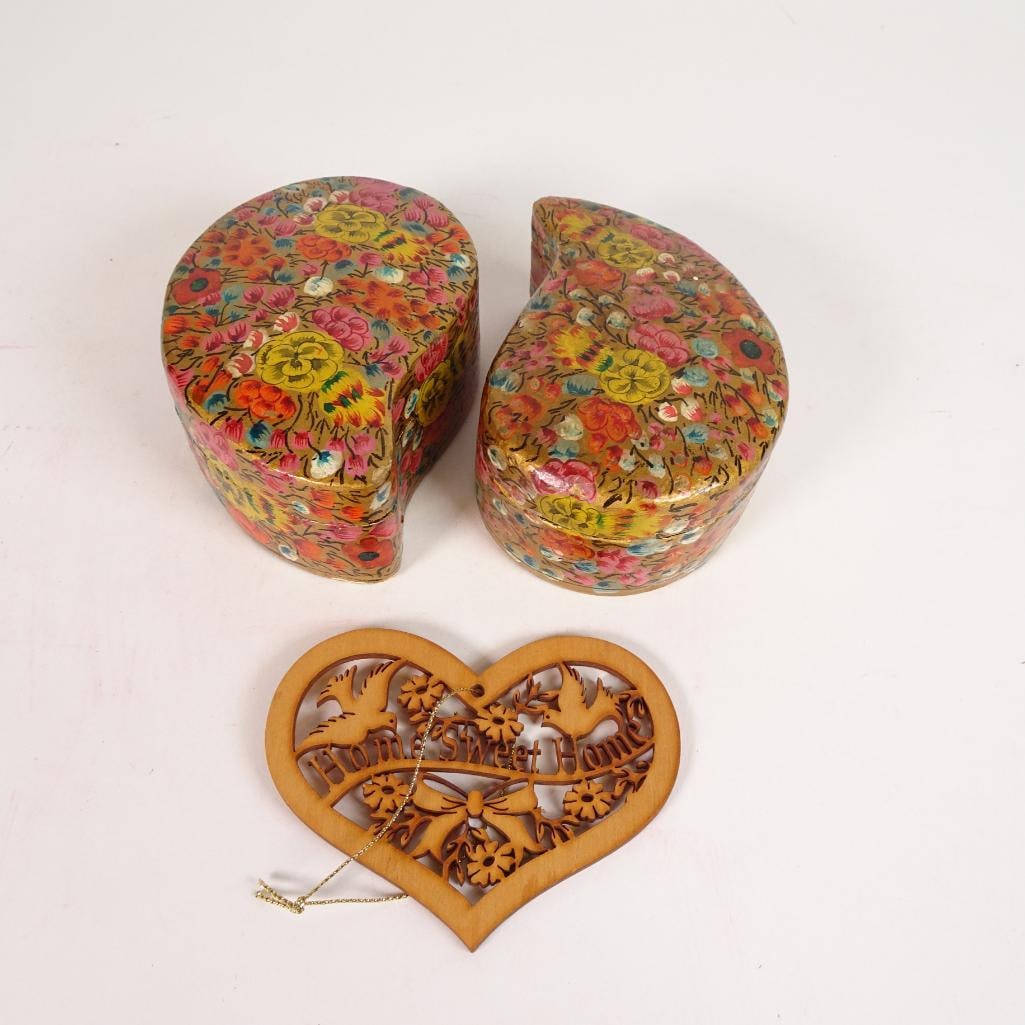 Folk Art Decor Lot (1 of 6)