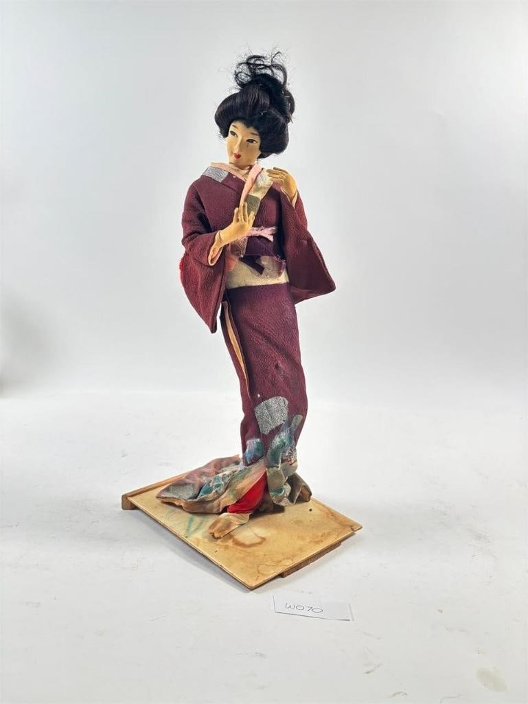 Vintage Japanese Geisha Nishi Doll on stand (1 of 3)