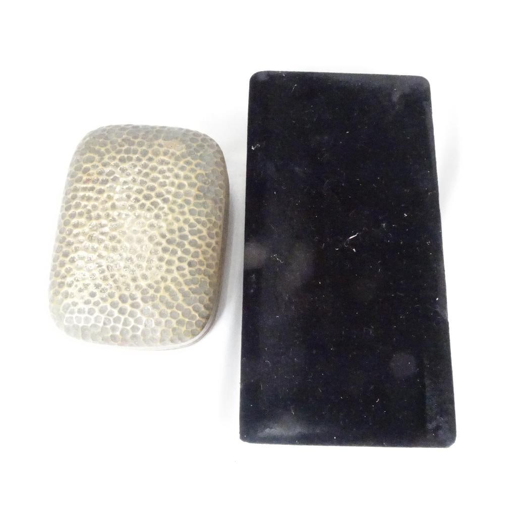 Vintage Hammered Metal Trinket Box Jewelry Casket (1 of 10)