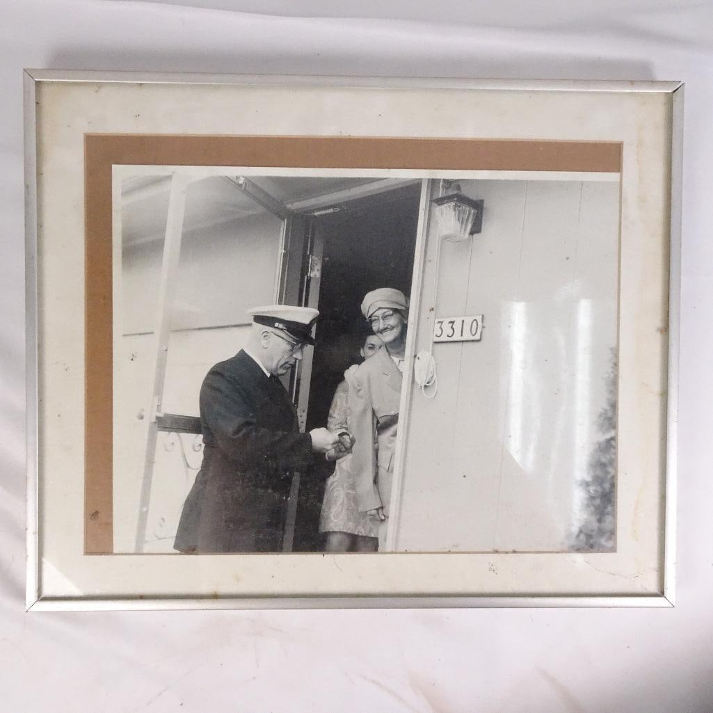 Vintage Framed Black & White Photograph Doorway Portrait Mid Century Wall Art 16x13 (1 of 4)