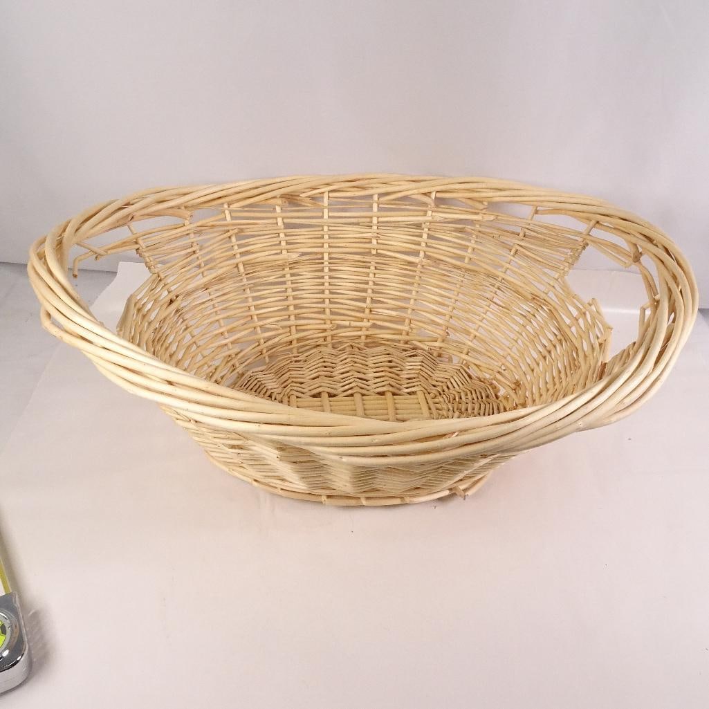 Large Oval Wicker Bread Basket Fruit Basket Farmhouse Country Decor (1 of 5)