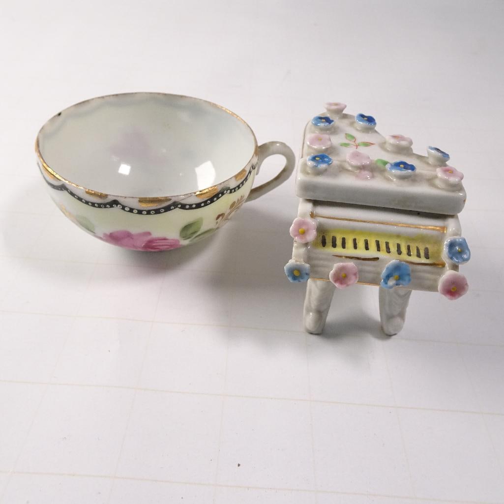 Vintage Porcelain Teacup & Miniature Piano Trinket Box Lot (1 of 7)