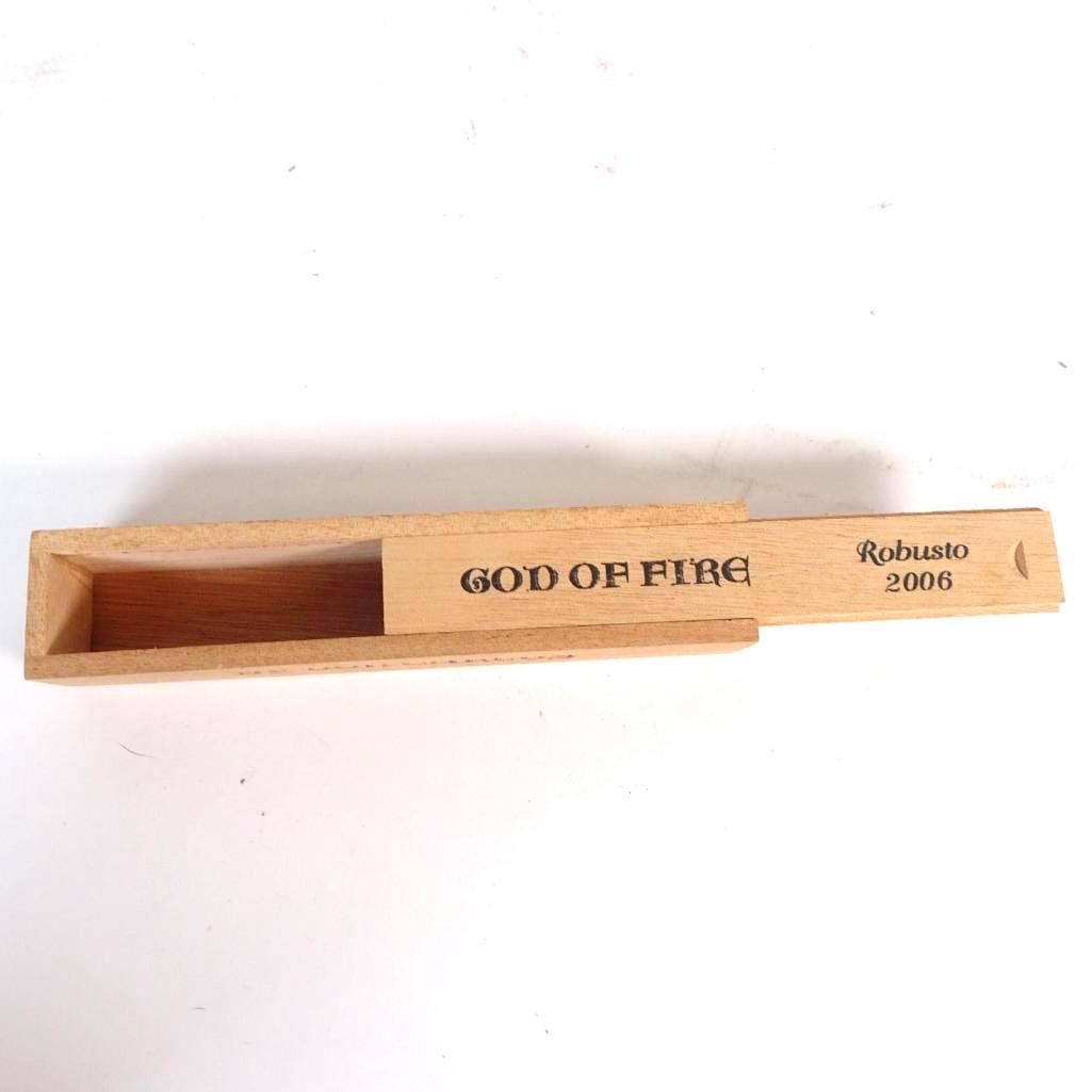 God of Fire Robusto 2006 Sliding Wood Cigar Box (1 of 3)