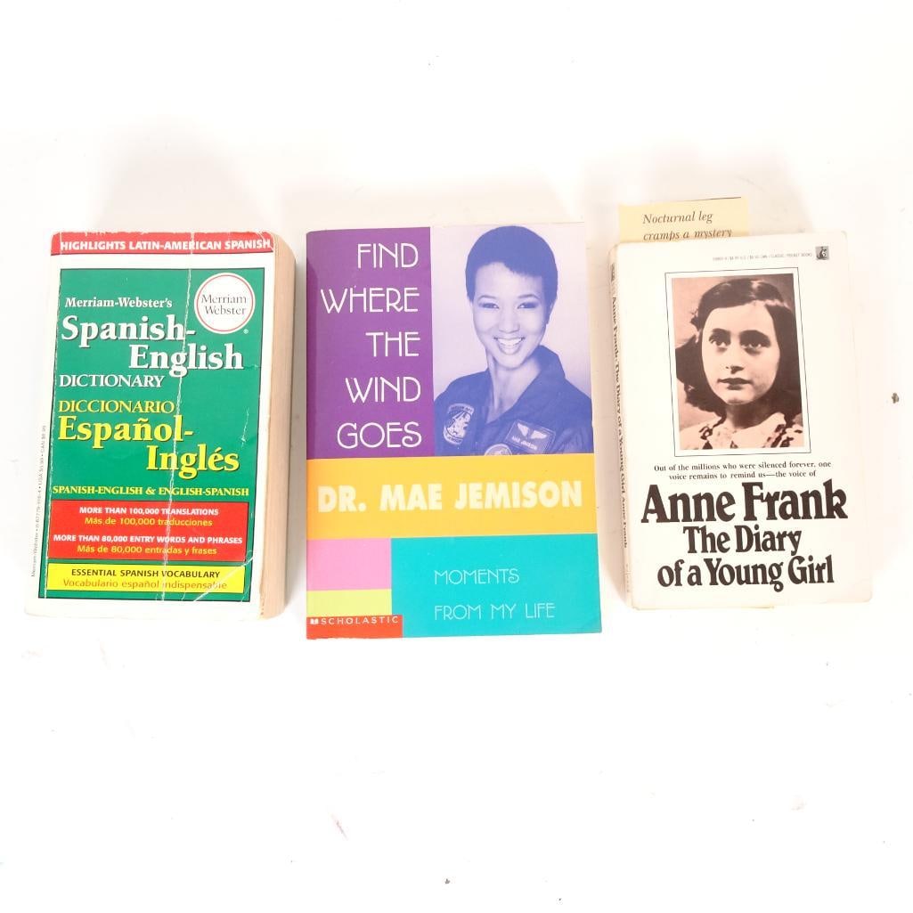 Educational Book Lot: This educational paperback lot is ideal for students, homeschool families, and classroom use. Included books: Merriam-Webster?s Spanish-English Dictionary - essential bilingual reference Find Where th