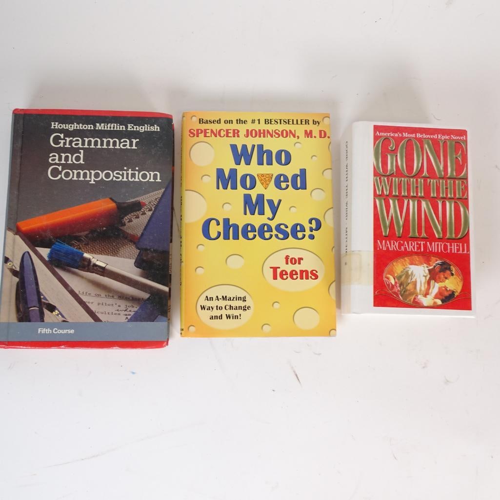 Classic and Educational Book Lot: This book bundle includes educational, motivational, and classic literature titles: Houghton Mifflin English - Grammar and Composition (Fifth Course) - school textbook Who Moved My Cheese? for Teens b