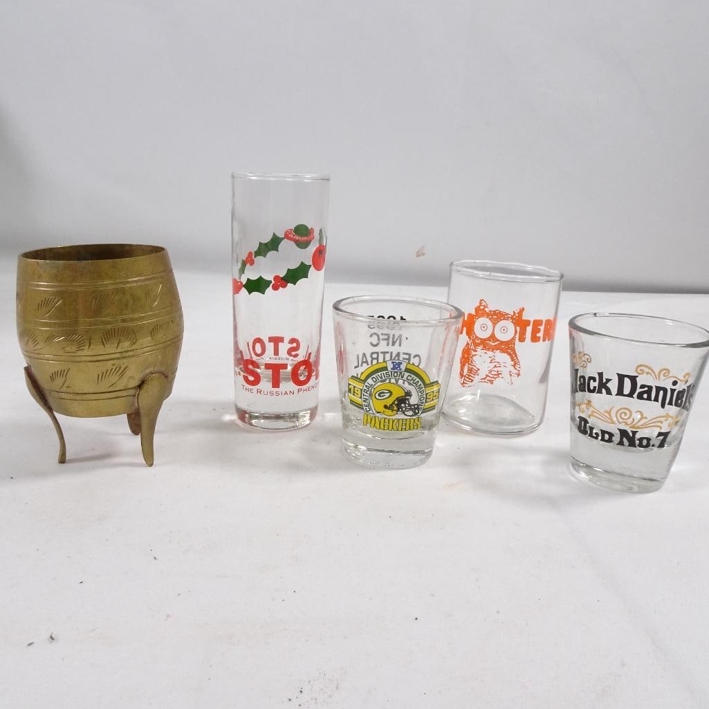 Vintage Mixed Drinkware Lot (1 of 7)