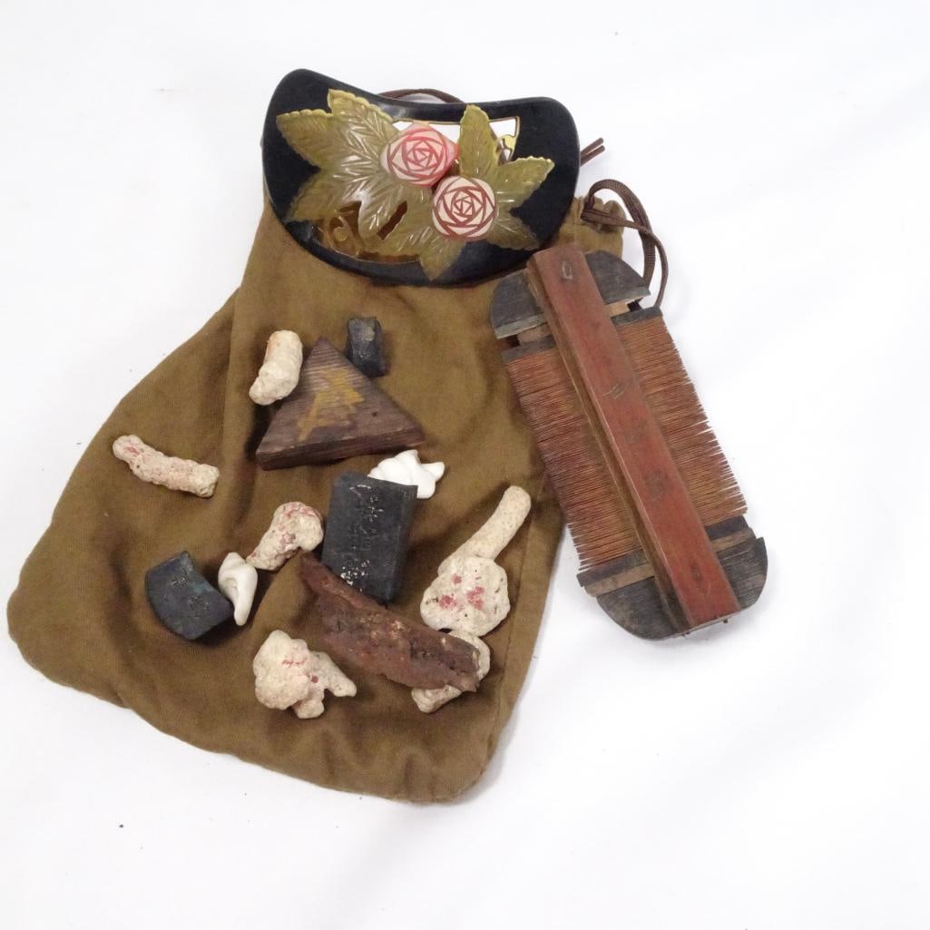 Vintage Curio Lot Hair Comb Carved Floral Brush Coral Stone Pieces Mixed Decor: Mixed vintage curio lot featuring a variety of decorative and collectible items. Condition: Pre-owned vintage condition with visible wear consistent with age. Some pieces show discoloration, surface w
