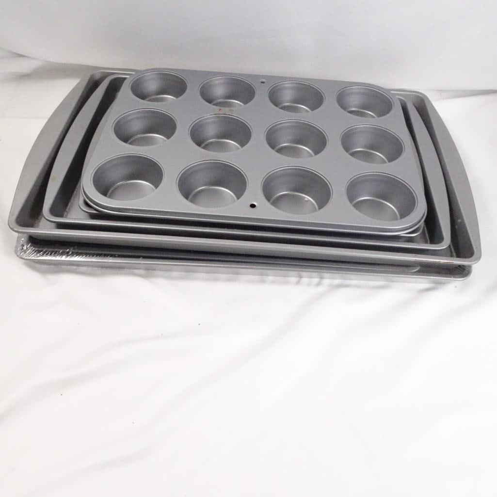 BakerEze Cookie Sheet Set + Muffin Pan (1 of 7)