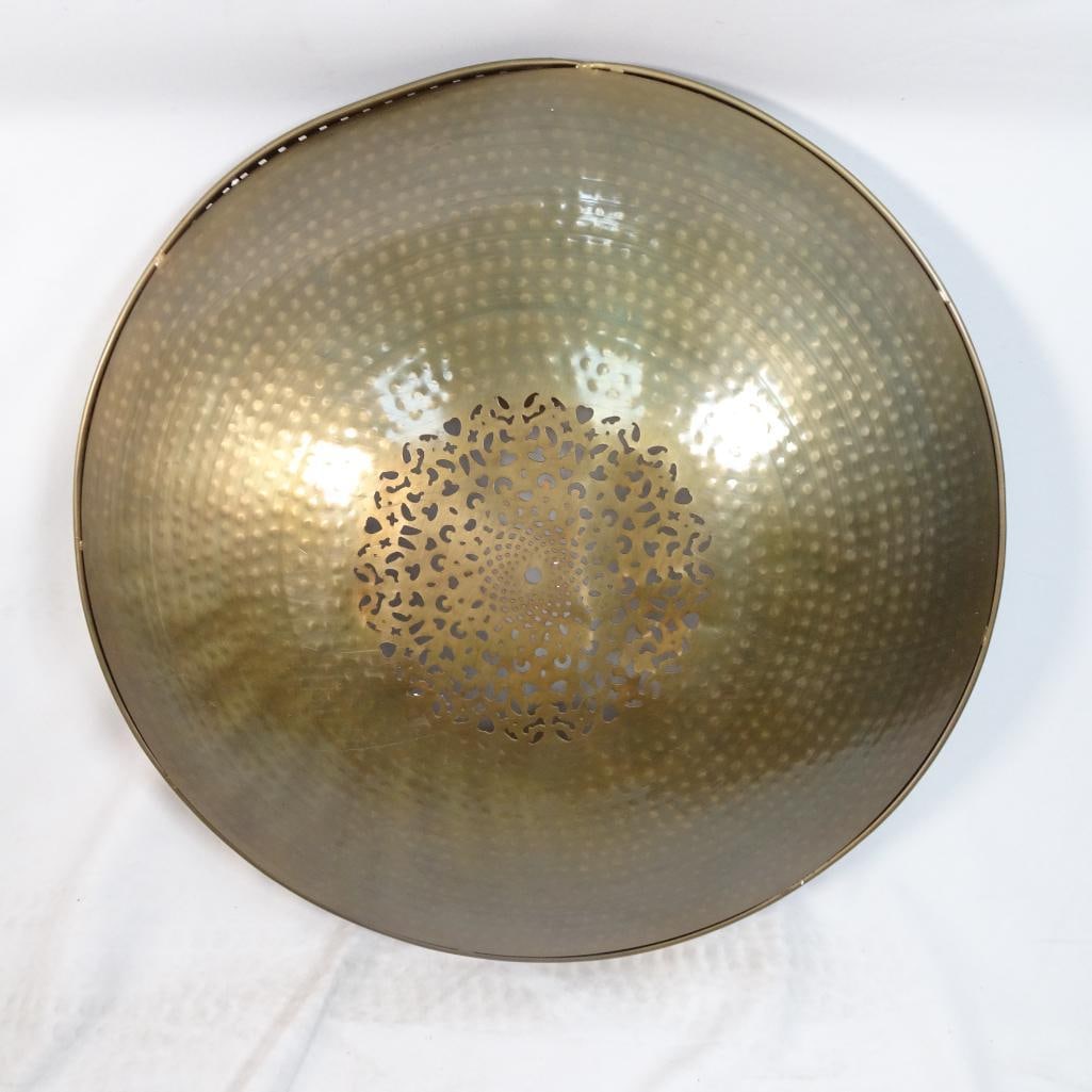 Large Vintage Brass Tone Hammered Decorative Tray Wall Decor 24" (1 of 5)