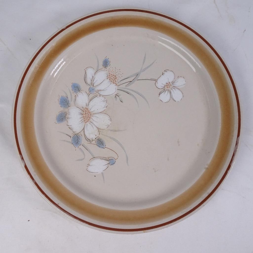 Vintage Hearthside Water Colors ?Dawn" Stoneware Serving Platter Floral Plate: Beautiful vintage stoneware serving platter from the "Water Colors" collection by Hearthside in the pattern "Dawn." Features a soft floral design with warm beige and brown border accents, giving it a 