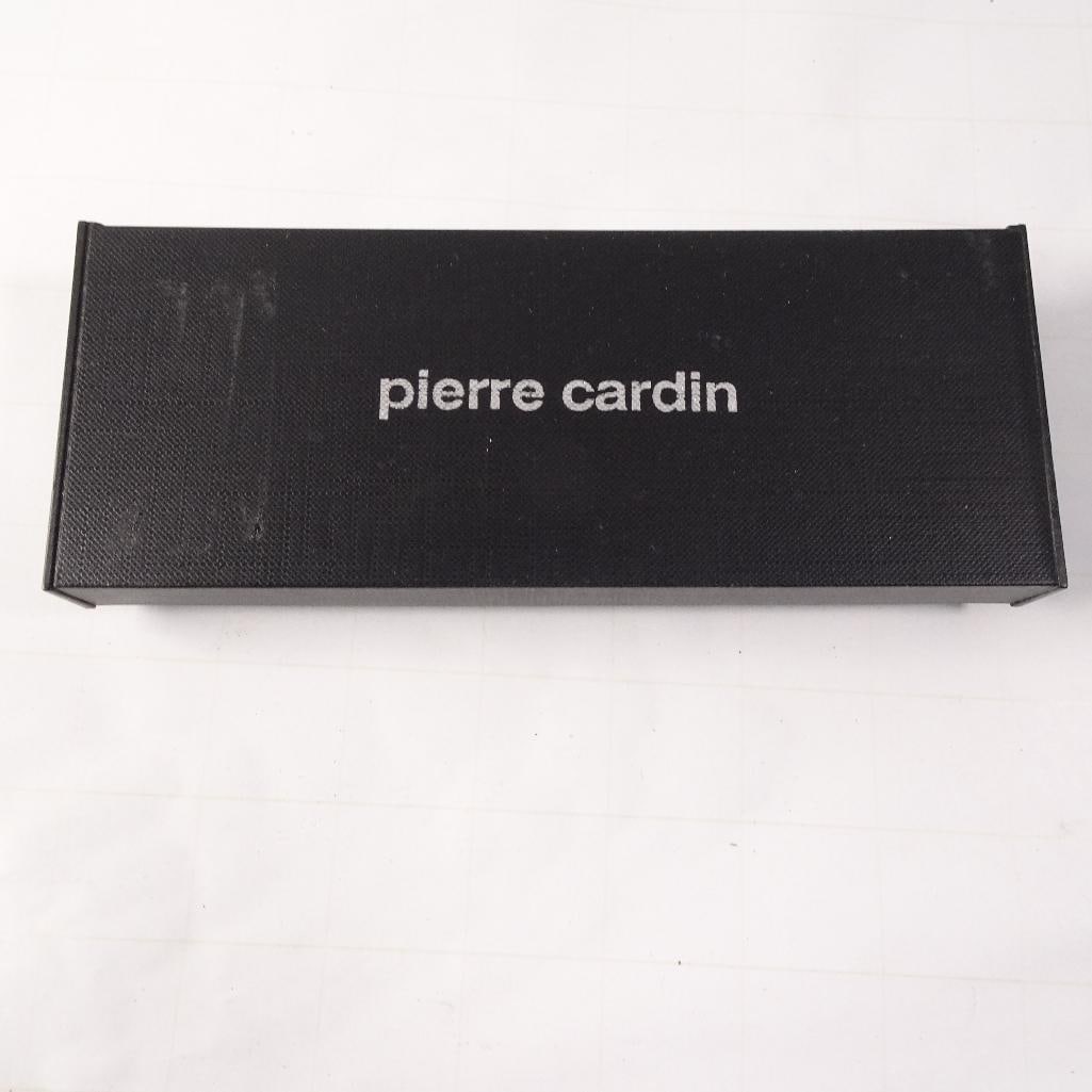 Pierre Cardin Pen and Pencil Set Black Chrome Writing Gift Set w/ Original Box: Elegant Pierre Cardin writing set including a matching ballpoint pen and mechanical pencil presented in the original Pierre Cardin gift box. Features a glossy black finish with chrome accents and clas