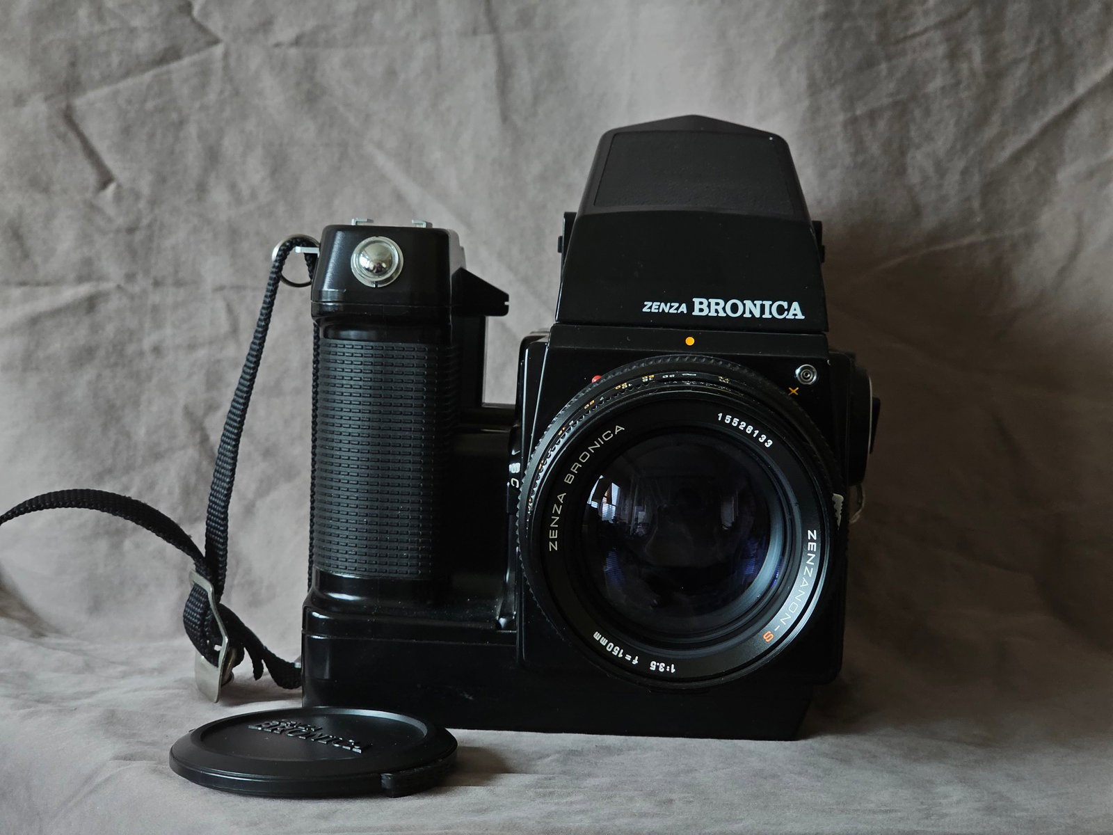 Zenza Bronica SQ-Am with Zenzanon-S 150mm/3.5 (1 of 4)