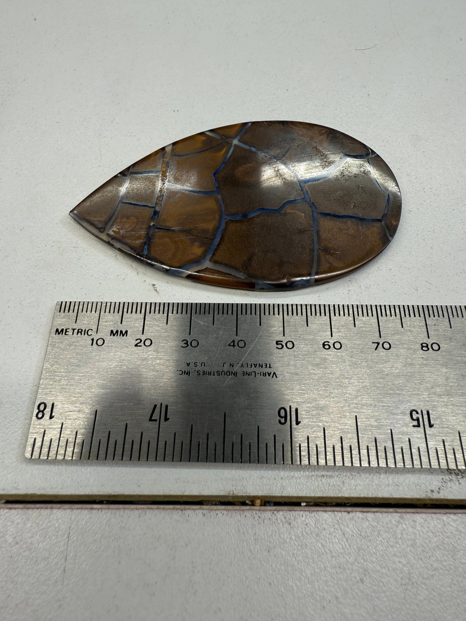 UNIQUE LARGE BOULDER OPAL GEMSTONE - 3