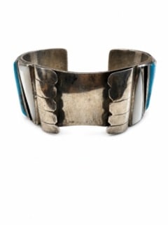 NATIVE AMERICAN WATCH CUFF BRACELET WITHOUT WATCH: INLAYED WITH TURQUOISE AND MOTHER OF PEARL 75 X 50, 55.21 DWT or( 85.87 g )