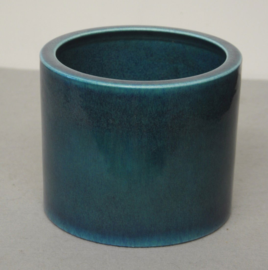 Chinese Lu-Jun Glaze Porcelain Brush washer: Chinese lu-jun glaze porcelain brush washer. Six character relief mark. 7" diam x 5.9" height.