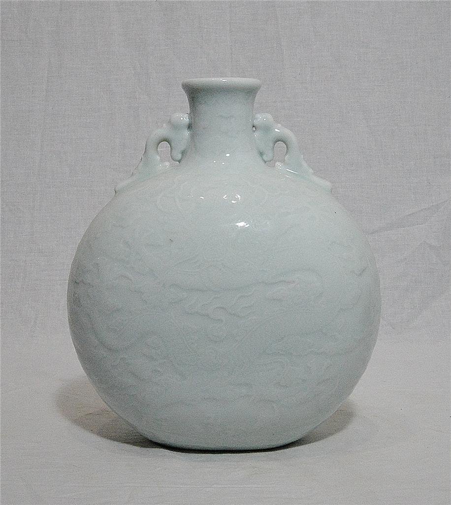 Chinese Monochrome Light Green Glaze Porcelain Vase (1 of 5)