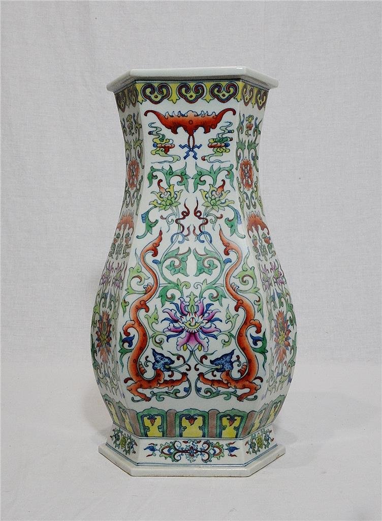 Chinese Dou-Cai Porcelain Vase With Mark (1 of 6)