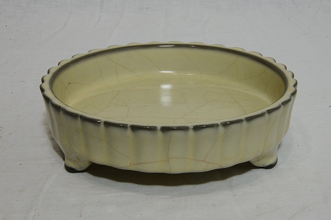 Chinese Celadon Tripod Crackle Porcelain Brush Washer (1 of 5)