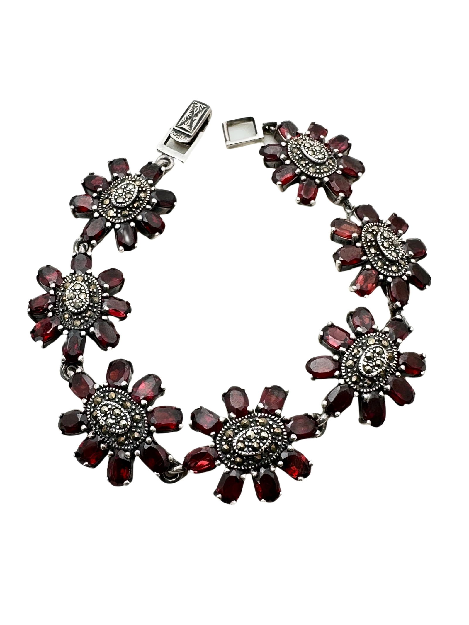 Sterling Silver Garnet Marcasite Bracelet 8 Inch (1 of 2)