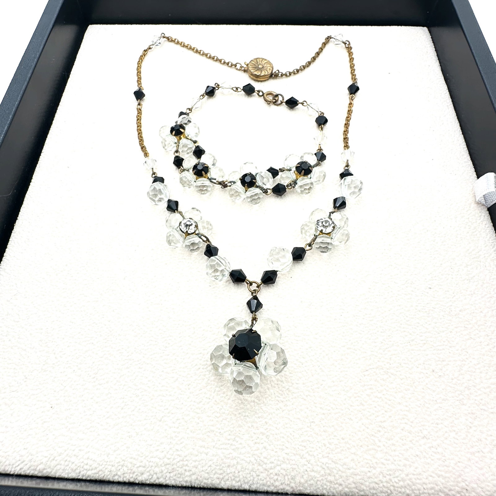 Art Deco Black White Glass Necklace Bracelet Set: 6 inch bracelet, 16 inch necklace
