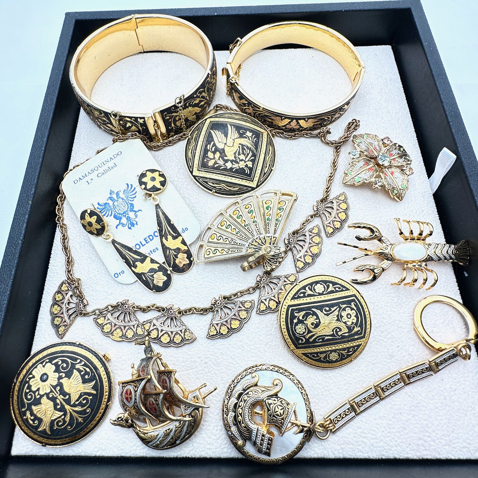 Vintage Jewelry Lot Damascene Bracelets Necklace Brooches Pins Earrings (1 of 2)