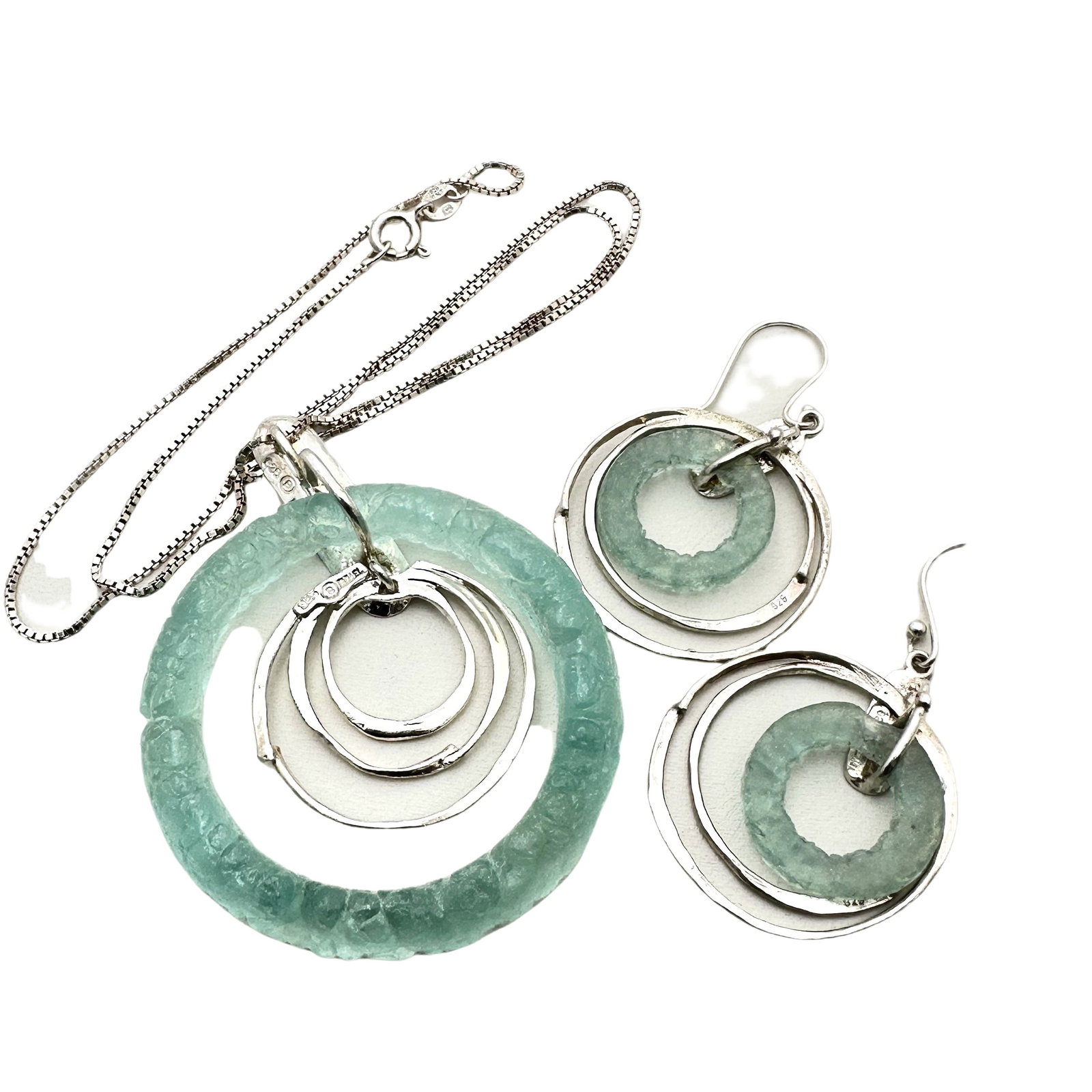 Sterling Silver Sea Glass Necklace Earrings Set: Sterling Silver Sea Glass Necklace Earrings Set 23 Grams
